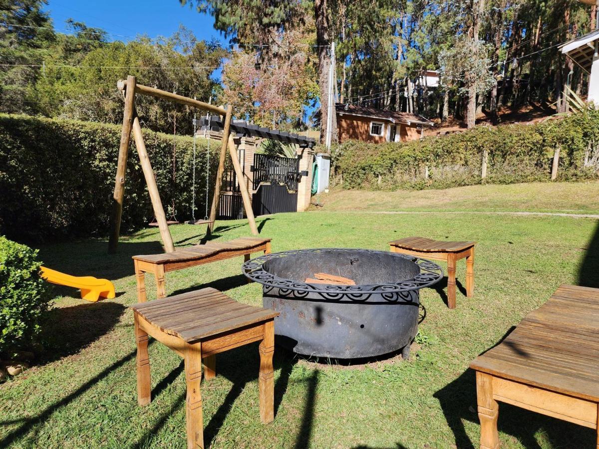 Casa Azul Campos Do Jordaoヴィラ エクステリア 写真